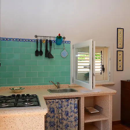 Bed & Breakfast Masseria San Dana *